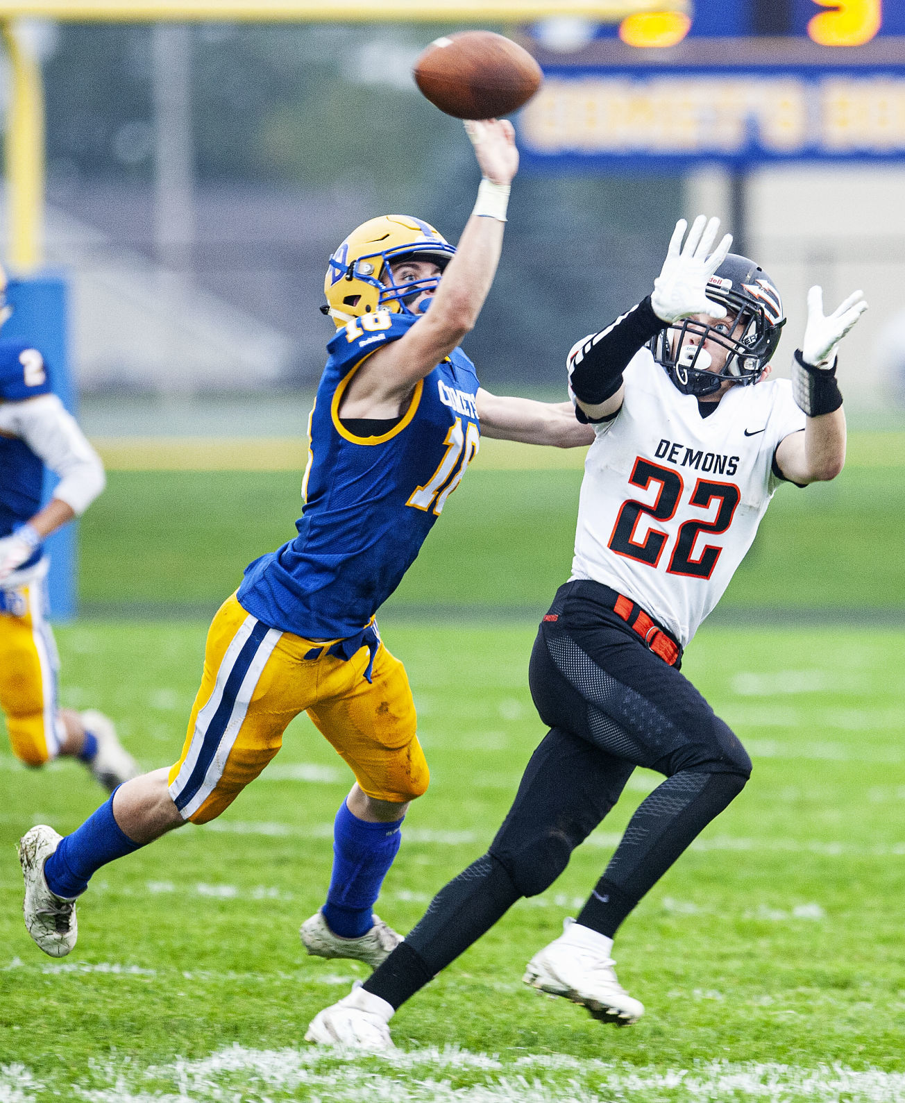 190928_COMETSFB04